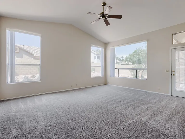 6126 E Kelton Ln — Photo 13