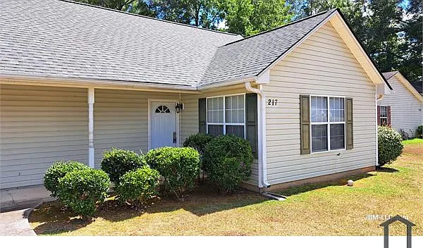 2 bed, 1210 sqft, $1,400 — Photo 4