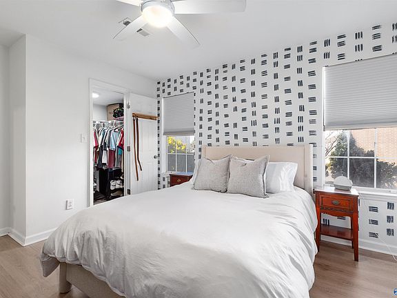 4th image of 279 Waters Edge Ln