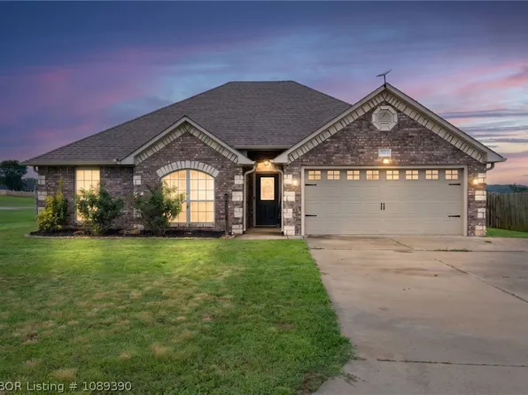 2514 Bill St, Van Buren, AR 72956