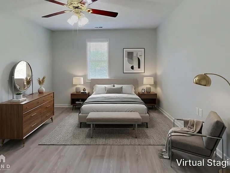 2024 Julian Ln — Photo 3
