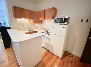 319 S 12th St #14F, Philadelphia, PA 19107
