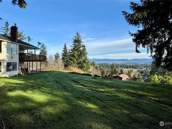 518 Waynes Ridge Circle, Camano Island, WA 98282