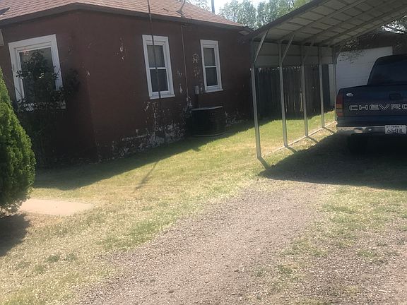 2nd image of 135 N Meredith Ave