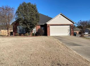 5310 Chelsea Dr, Conway, AR 72034