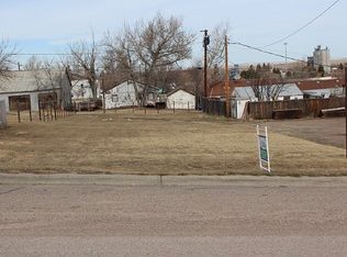 24 10th Ave SE, Cut Bank, MT 59427