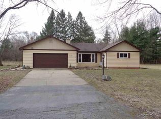 1115 Crestlane Dr, Burt, MI 48601