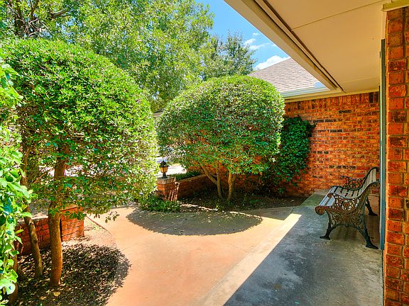 4th image of 9707 Hummingbird Ln