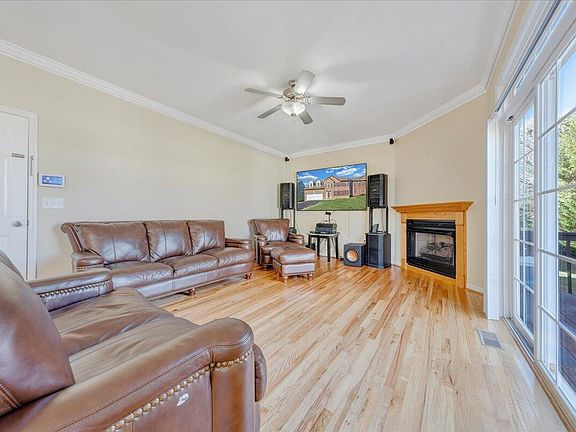 4th image of 7530 New Barrens Ct