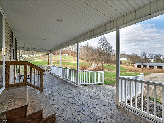 5th image of 51629 Township Road 146b