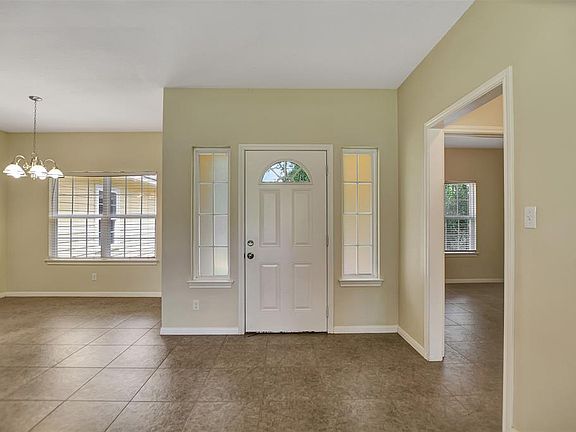 5th image of 10880 Royal Pines Dr