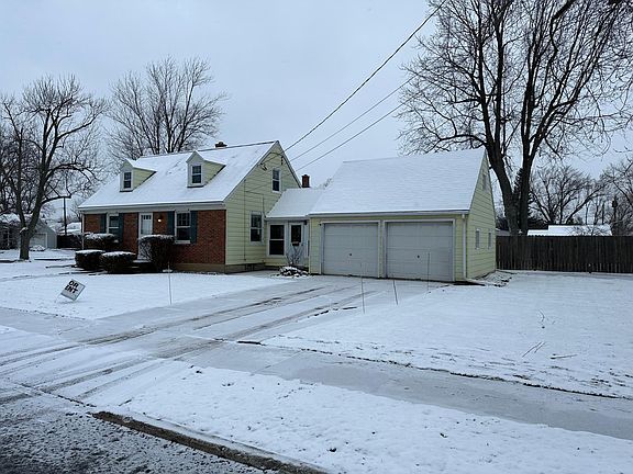 5th image of 371 Cornwall Ave