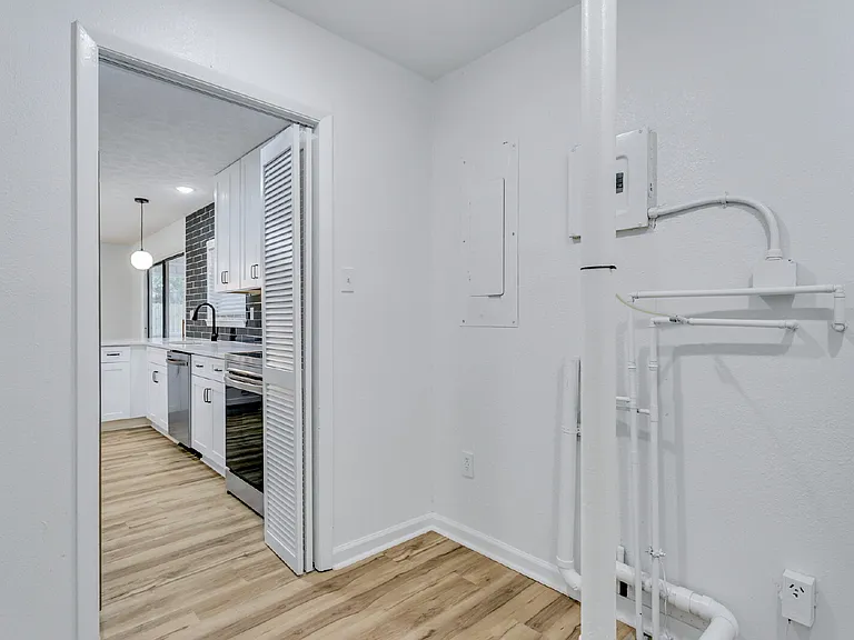 13 Oxford Ct — Photo 14
