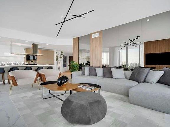 2nd image of 17111 Biscayne Blvd Unit 2209