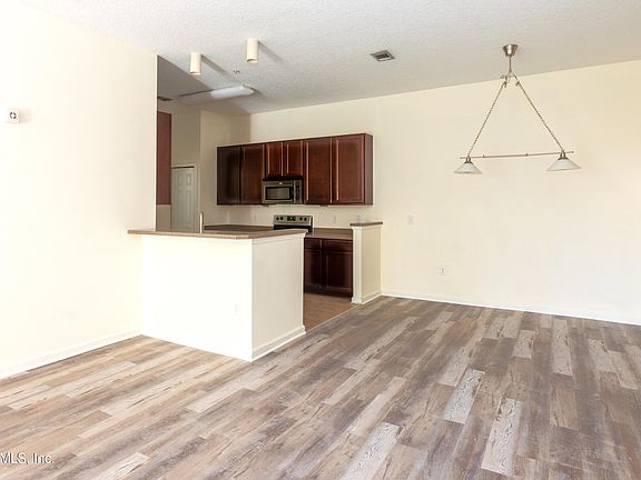 5th image of 13848 HERONS LANDING Way #8