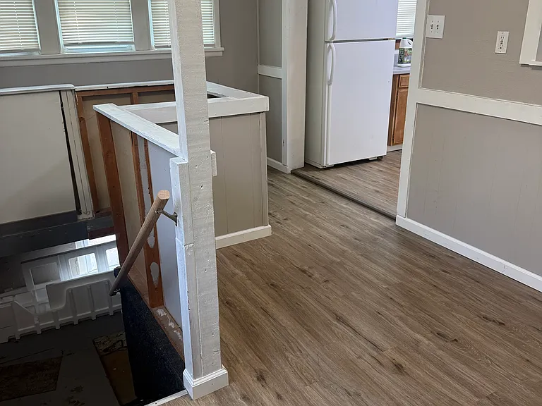 129 W Lincoln St — Photo 6