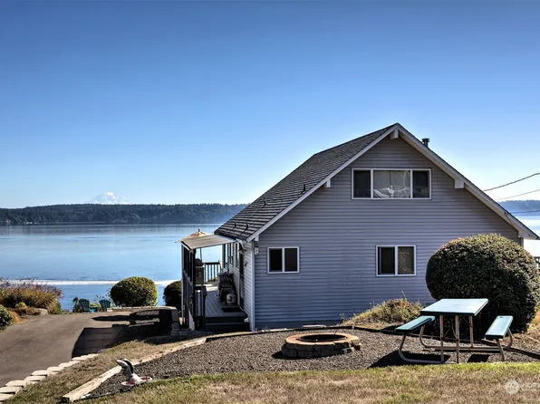 41 E Grape Drive, Grapeview, WA 98546