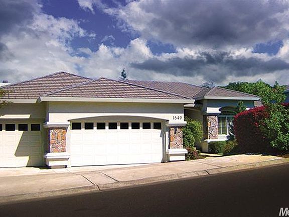 2nd image of 1649 Halifax Way
