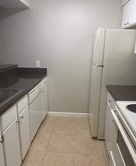 Spring Lake Apartments — Photo 18