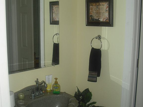 5th image of 3779 N Columbus Ave