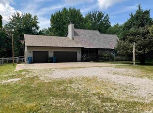 15143 E Lynchberg Rd, Mount Vernon, IL 62864