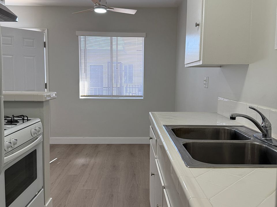 1st image of 4645 N Bellflower Blvd