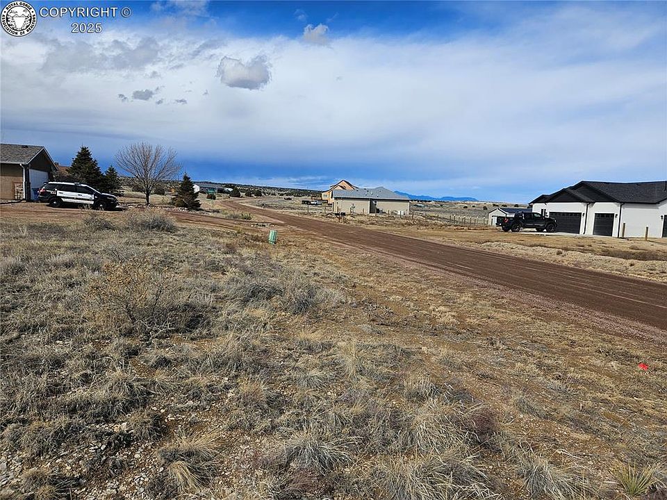2nd image of 1751 N Heron Dr