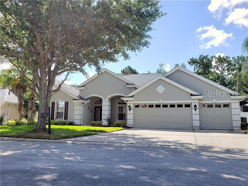 1st image of 19225 Autumn Woods Ave