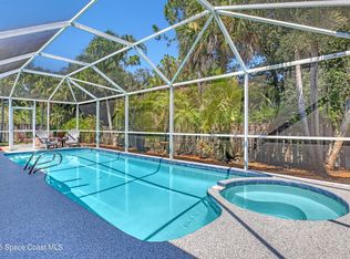 3033 Forest Creek Dr, Melbourne, FL 32901