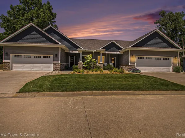 13354 Julie Anne Ct, Fenton, MI 48430