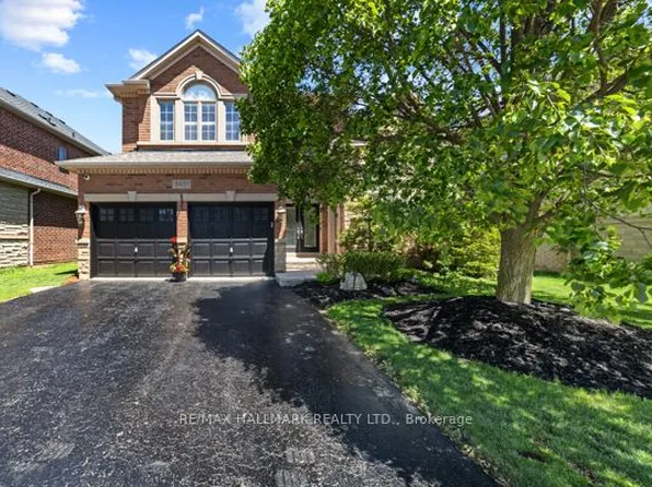 2431 Meadowridge Dr, Oakville, ON L6H 7R3