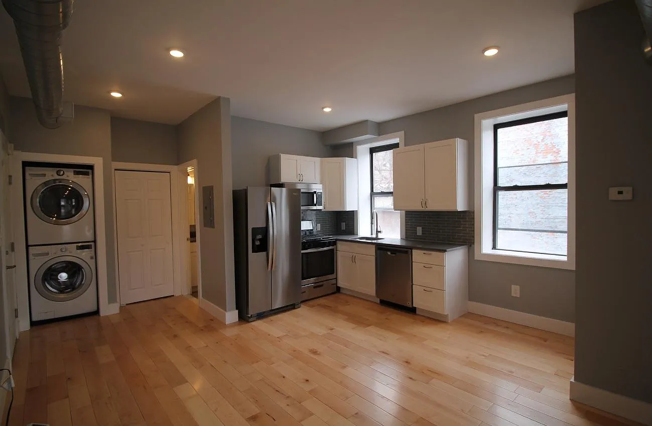 1 bed, 850 sqft, $1,399 — Photo 1