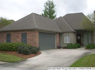 10512 Oakley Trace Dr, Baton Rouge, LA 70809