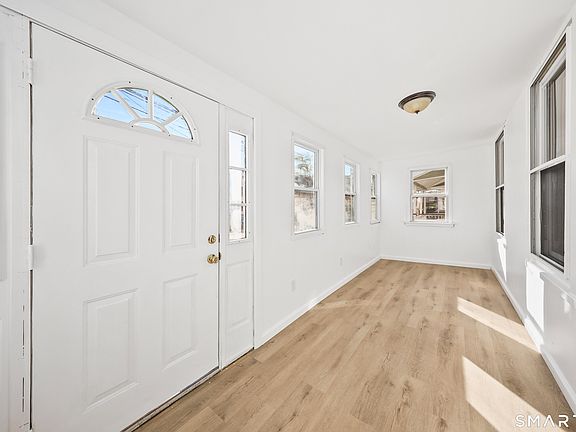 3rd image of 69 Bunnell Street