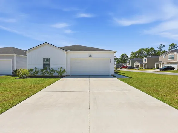1083 Tripletail Dr NW, Sunset Beach, NC 28468