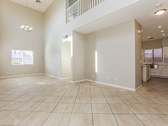 4th image of 41302 N Cambria Dr