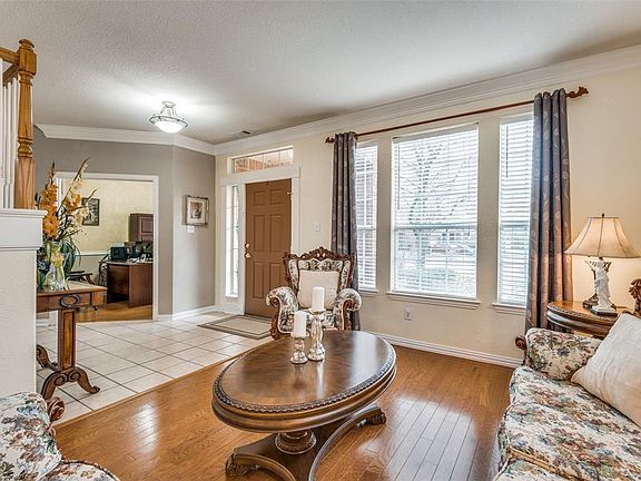 3rd image of 3416 Dwyer Ln