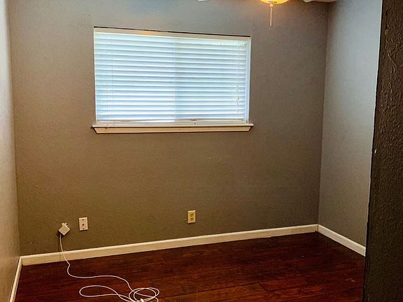 4th image of 6101 Beechwood Dr