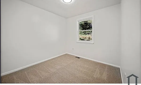 648 Glynock Pl — Photo 11