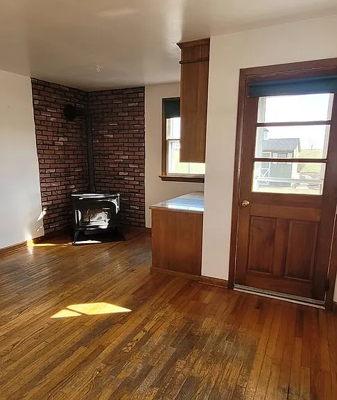 331 Newport Rd — Photo 8