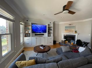 689 W Glebe Rd, Alexandria, VA 22305