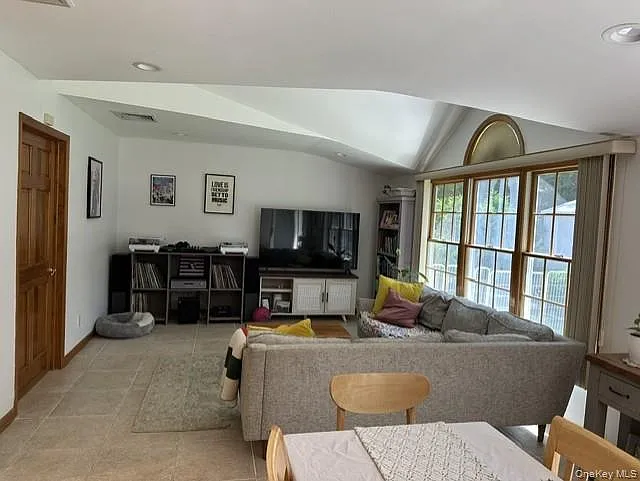 100 Rockywood Rd — Photo 8