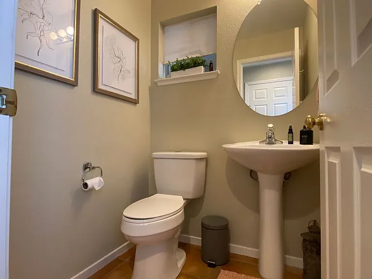 5000 Starling St — Photo 8