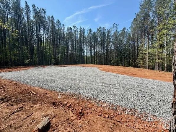 430 Clearwater Pkwy, Rutherfordton, NC 28139