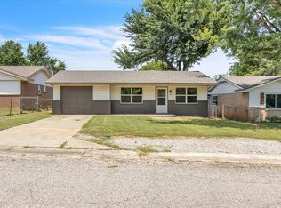 513 Franklin St, Jones, OK 73049