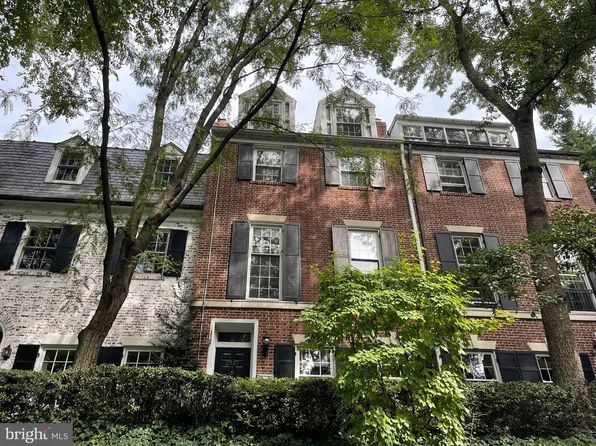 2527 Waterside Dr NW, Washington, DC 20008