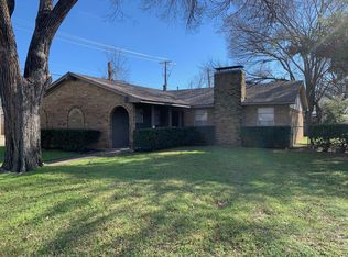 502 Lynn Dr E, Irving, TX 75062