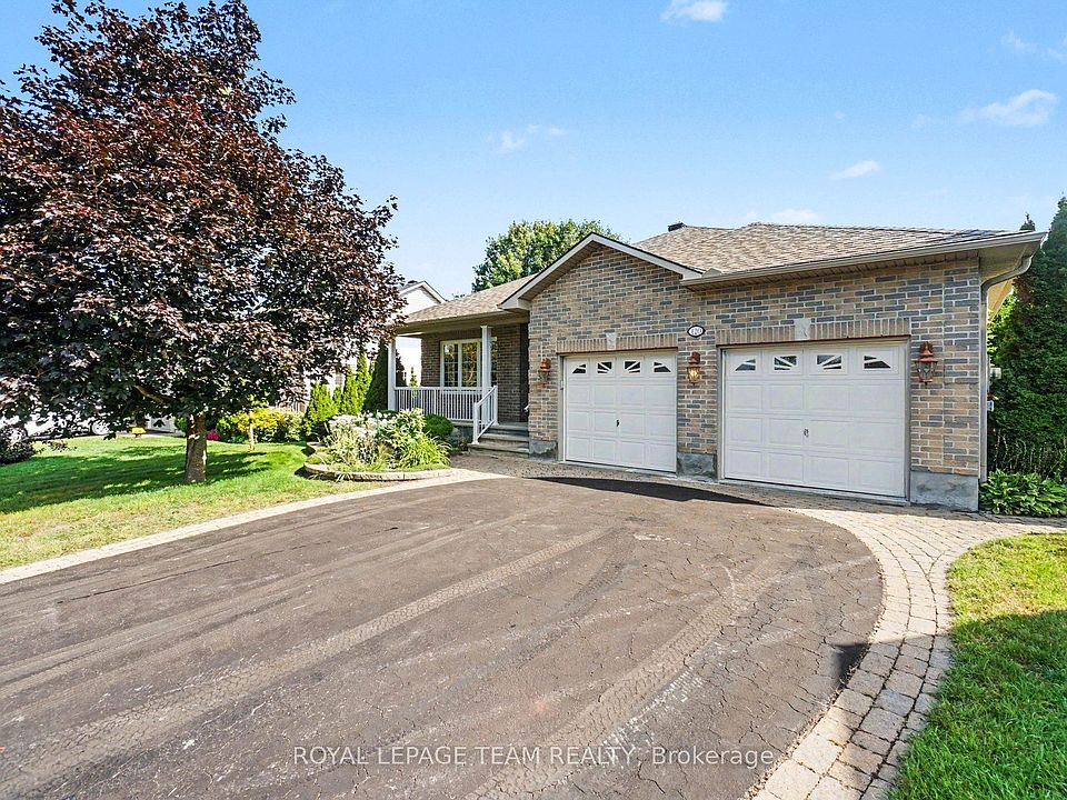 1st image of 120 Vaughan St