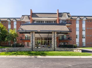4225 Saratoga Ave APT 103B, Downers Grove, IL 60515