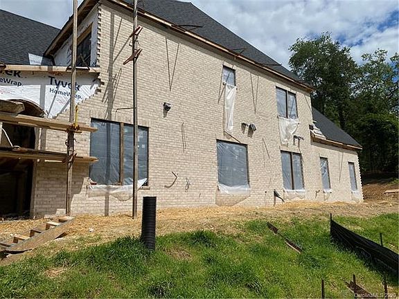 2nd image of 123 Thorncote Place Ct #20